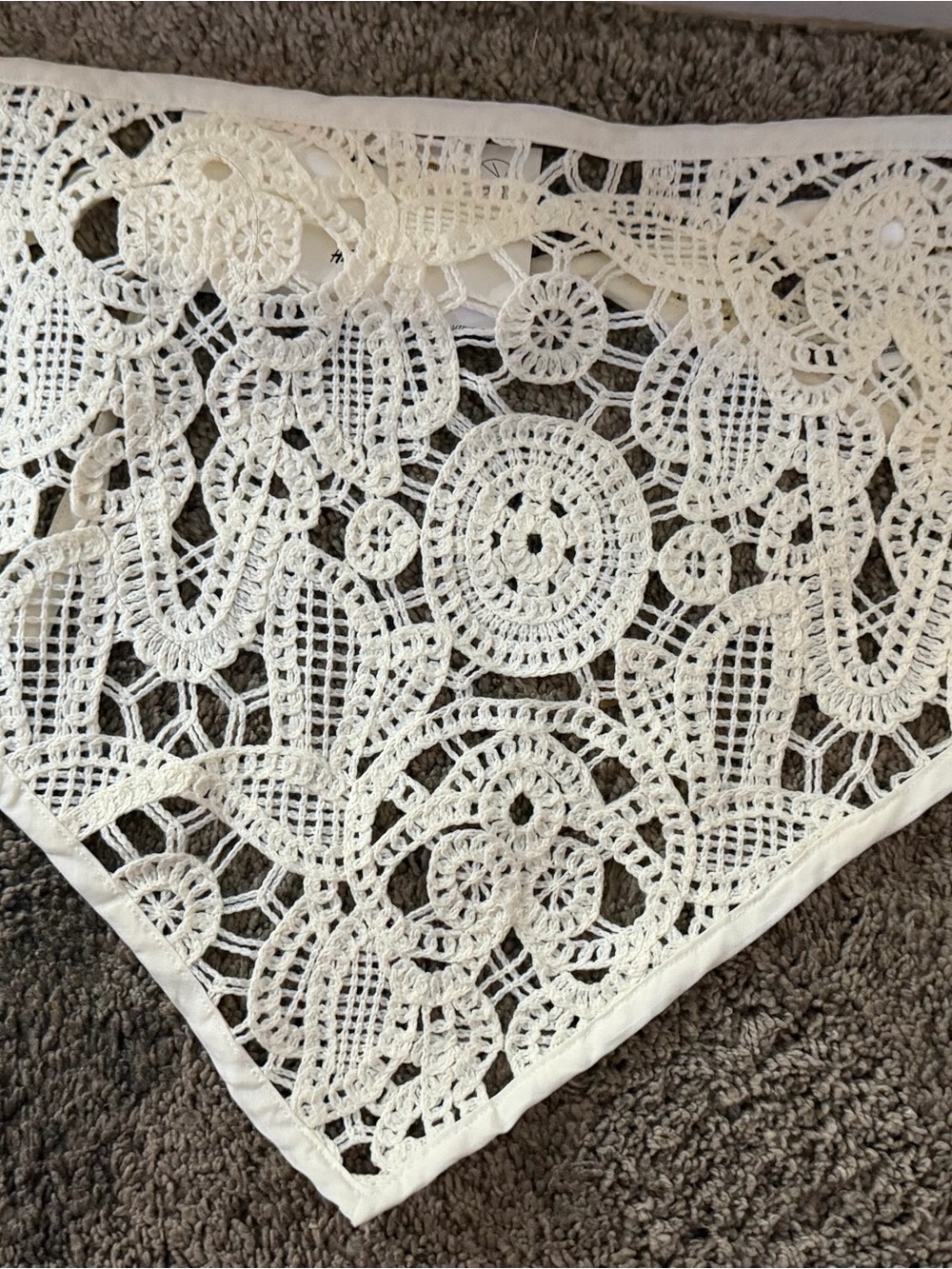 H&M Cream Crochet Lace Scarf